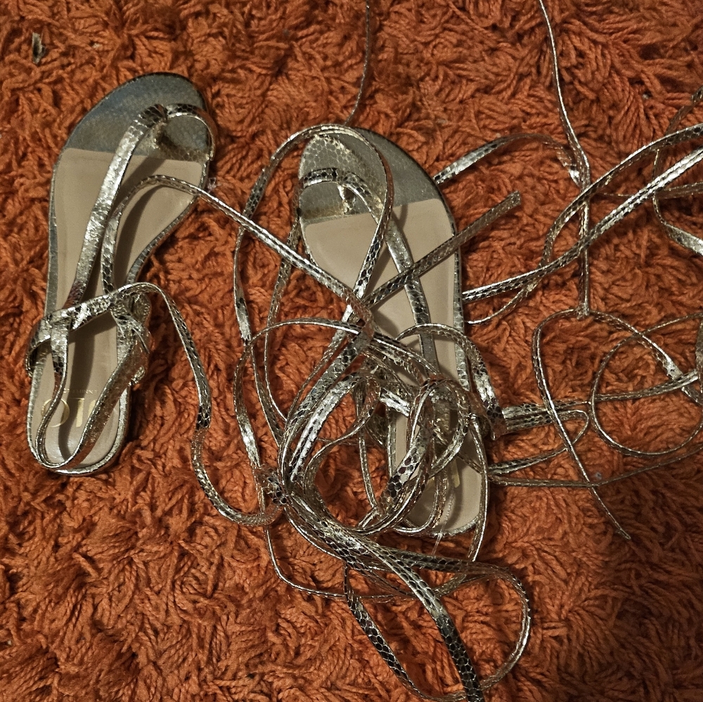 JLO women lace up sandals - Picture 2 of 10